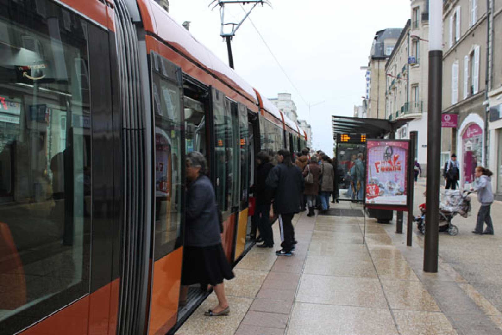 Light rail in Le Mans, France